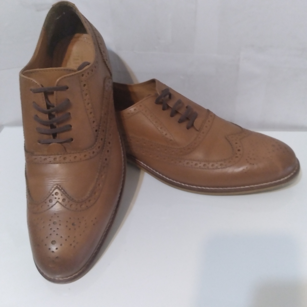 Stafford Men's Classic Wingtip Oxford Sz11 Brown